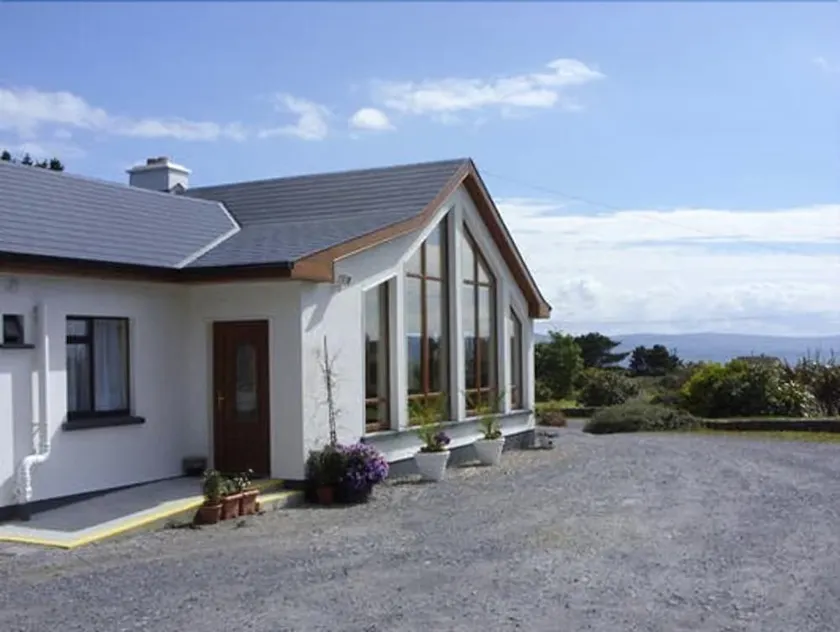 Ard Aoibhinn - Image 1