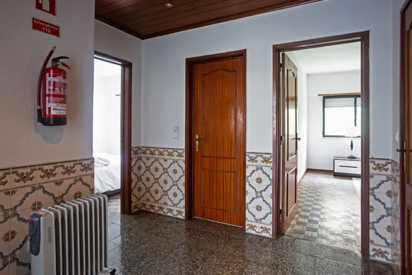 Charming 2 Bedroom Apartment in Lisbon - Image 1