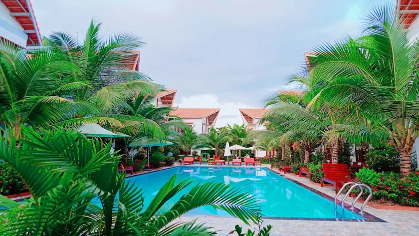 Camellia Resort & Spa - Image 1