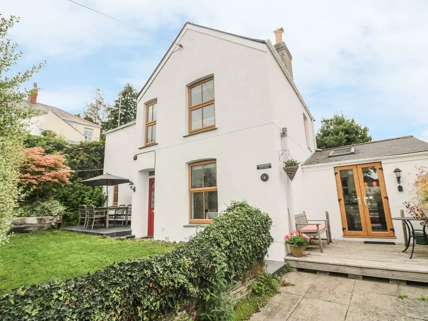 Astrantia Cottage - Image 1
