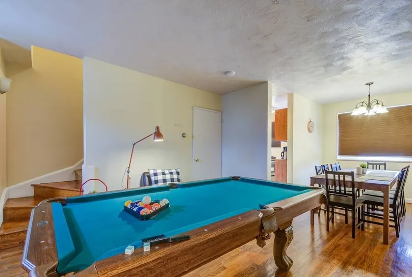 Modern Townhouse Retreat VR - Image 1