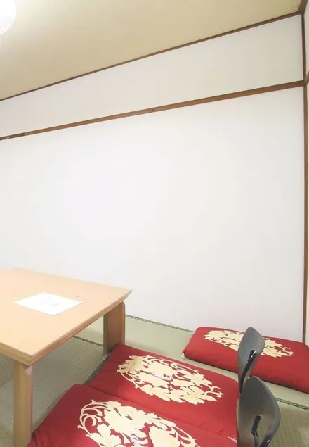 EX Two-story old private house Matsubara - Image 1