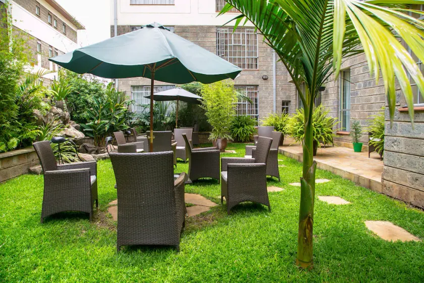 Batians Peak Serviced Apartments - Image 1
