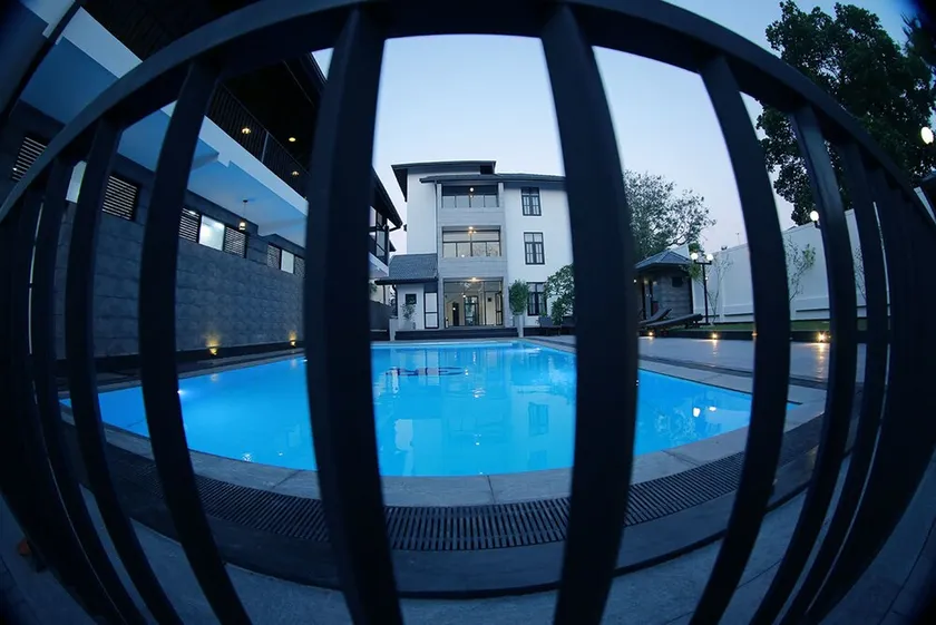3R Resort By Blue Bird - Image 1