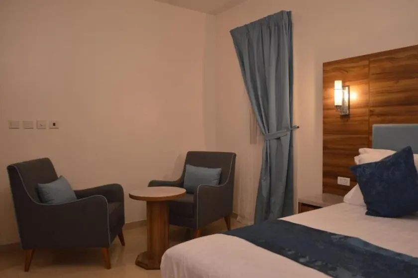 Wave Resort - Image 1