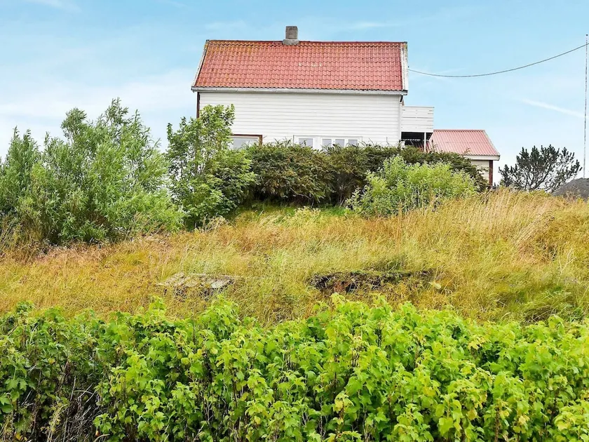 6 Person Holiday Home in Dyrvik - Image 1
