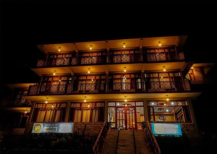 Hotel Nitesh - Image 1
