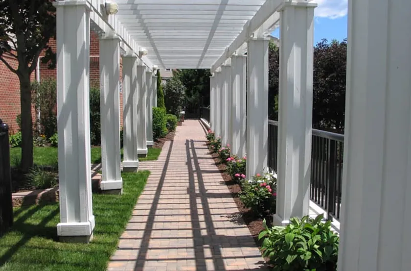 Global Luxury Apartments near Mill River Park - Image 1