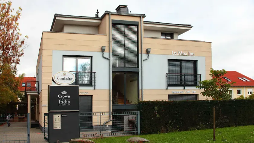 Lamex Inn Hotel & Restaurant - Image 1