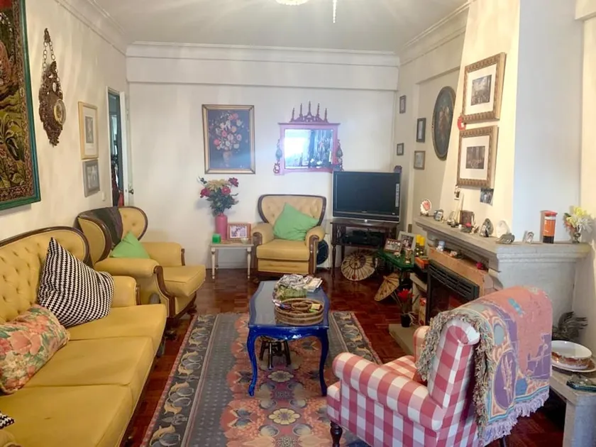 Apartment With 3 Bedrooms in Amadora - Image 1