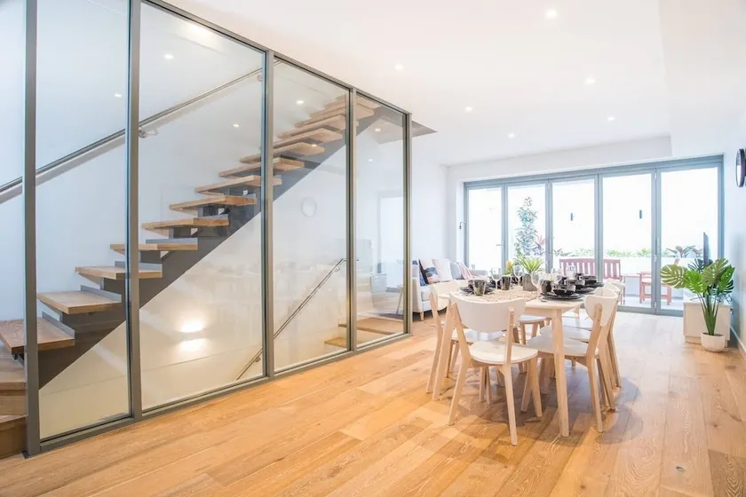 Amazing 3beds3bath Townhouse@rosebery - Image 1