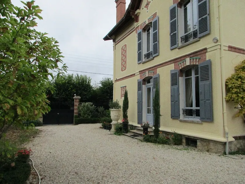 Villa Maziere De St Loup - Image 1