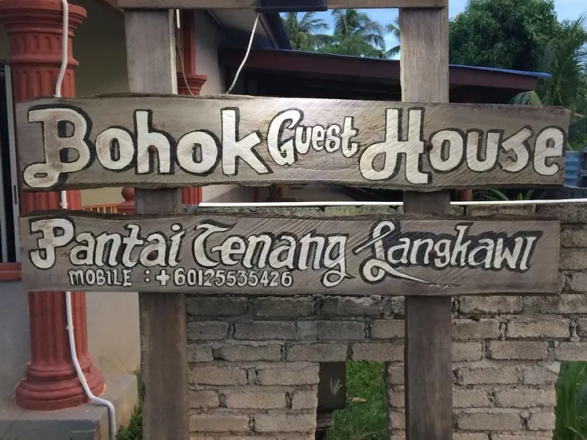 Bohok Guesthouse - Image 1