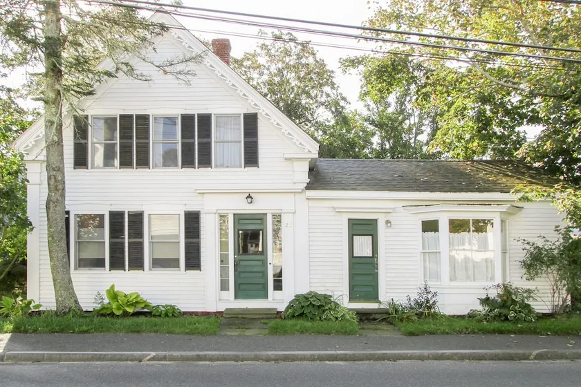 265 Main Street House - Image 1