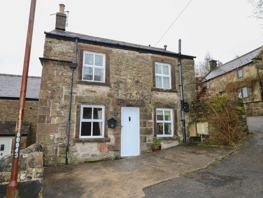 Walton Cottage - Image 1