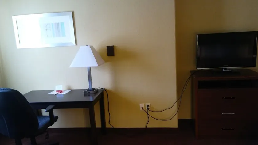 GreenTree Inn Denver Tech Center - Image 1
