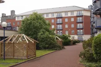 Waterside Holiday Apartments - Image 1
