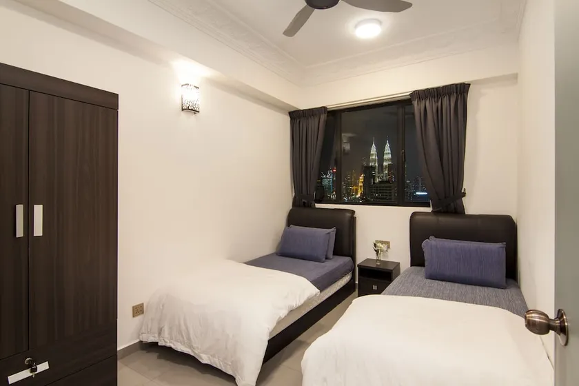 PWTC Bistari Service Apartment - Image 1