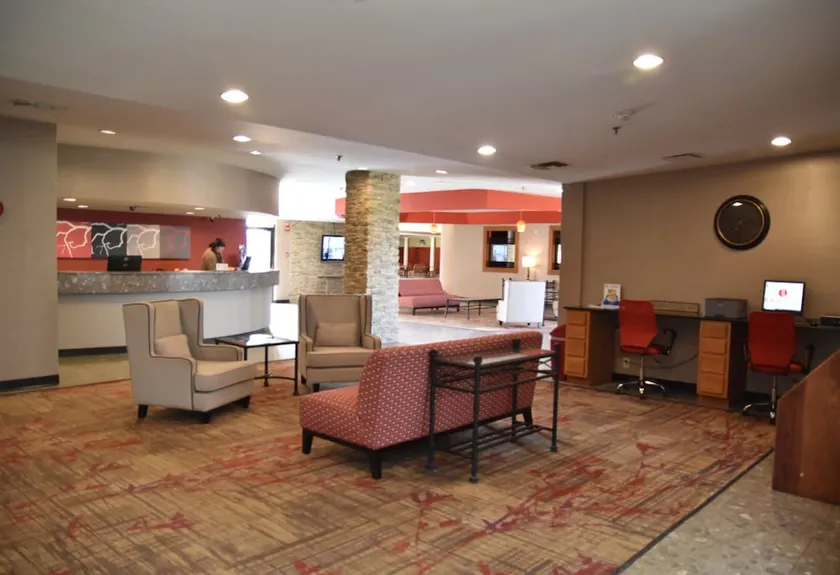 Ramada by Wyndham Wentzville - Image 1