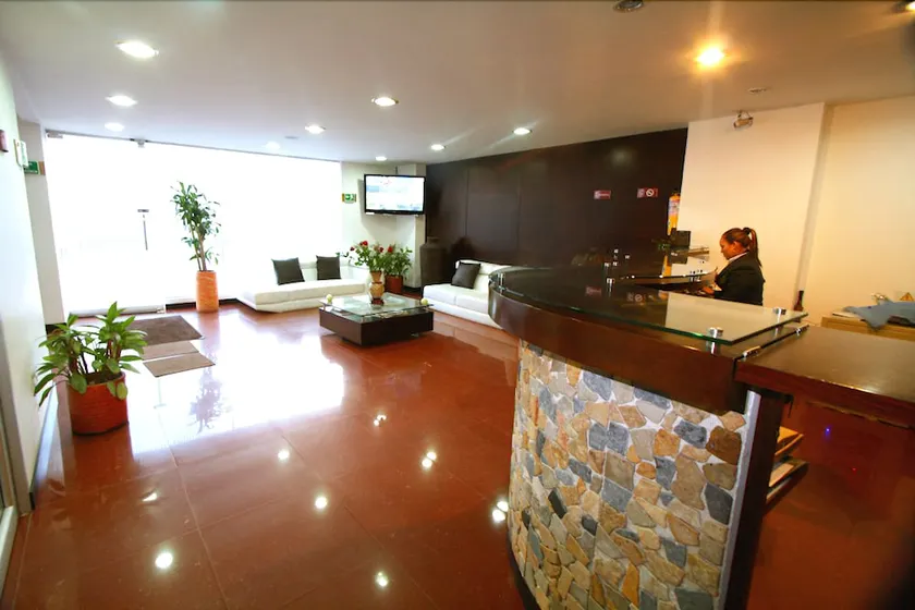 Hotel Suite Bogota Colonial - Image 1