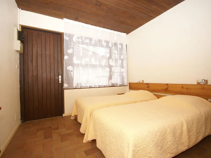 Cozy Bungalow With a Terrace Located Just 5 km From the Lake - Image 1