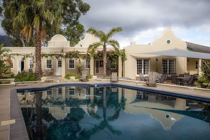 Somerset Villa - Image 1