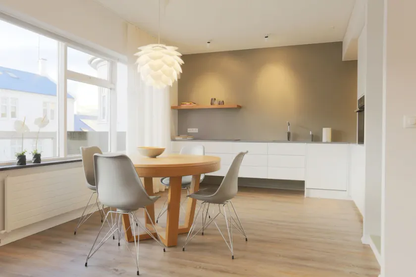 V54 Harbour Apartments - Image 1
