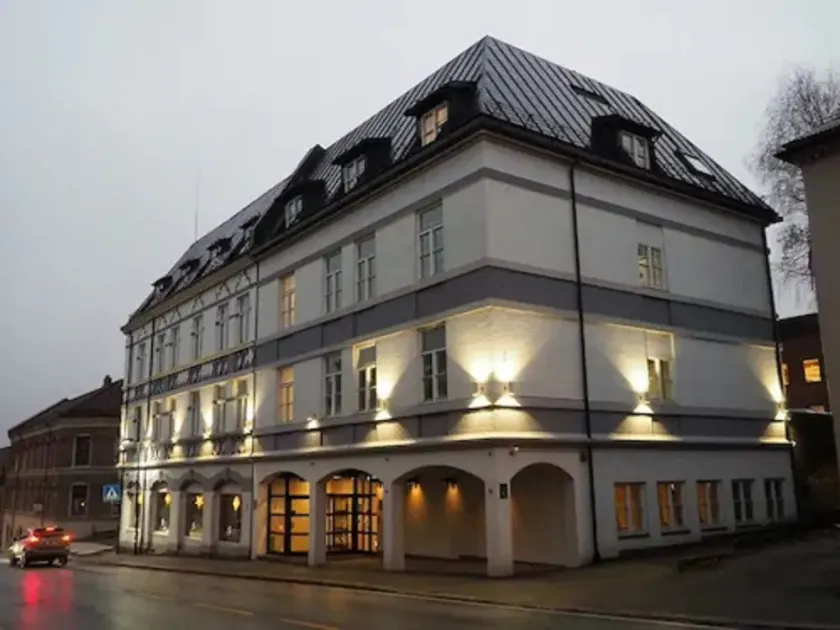Henriks Hotell - Image 1