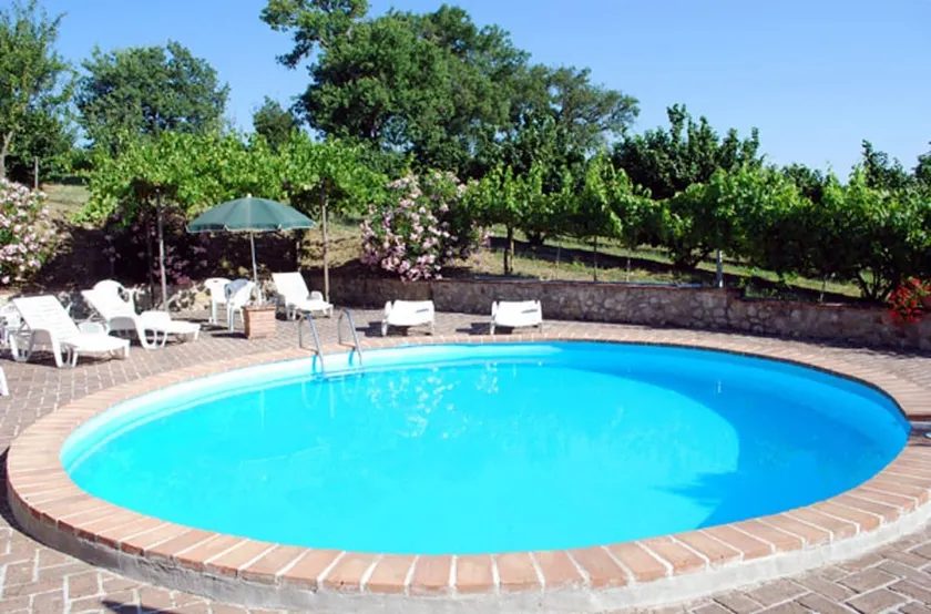 3 bedrooms appartement with shared pool and enclosed garden at Bevagna - Image 1