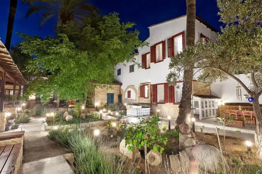 Palm Garden Guest House - Image 1