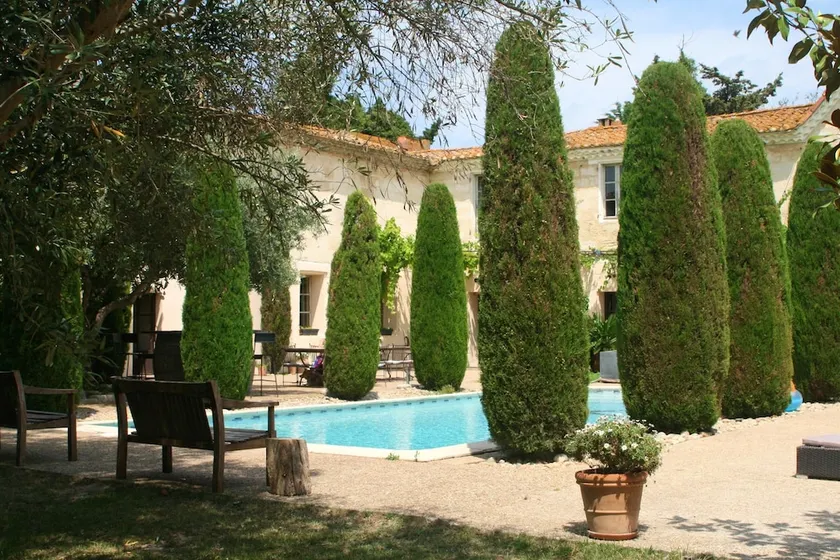 Maison d'une chambre avec piscine partagee jardin et wifi a Saint Gilles - Image 1