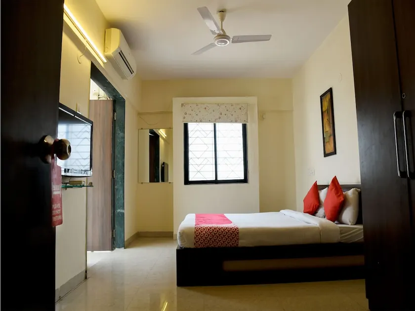 Hotel Ornate by OYO Rooms - Image 1