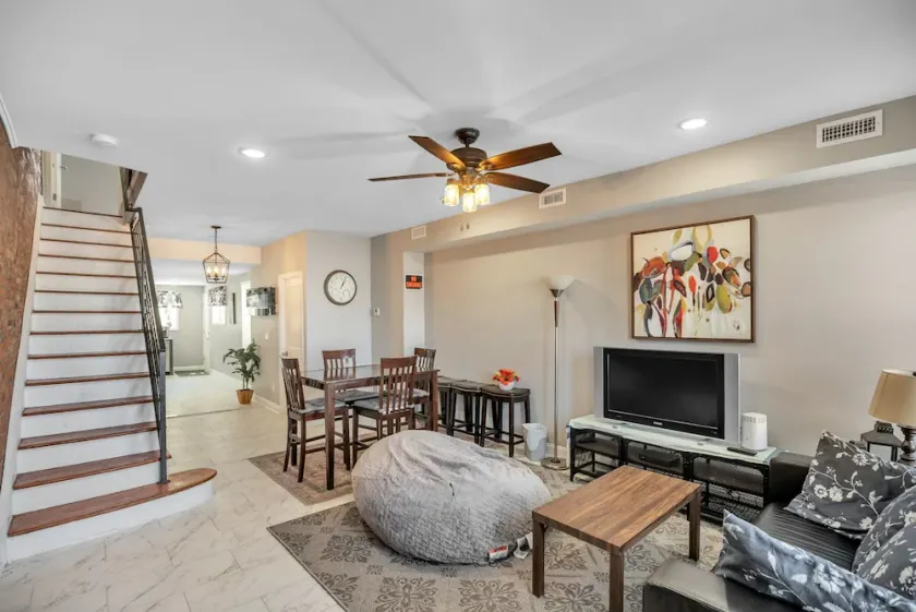 Enjoy Your Stay In This Amazing Location In Philadelphia! 4 Bedroom Home by Redawning - Image 1