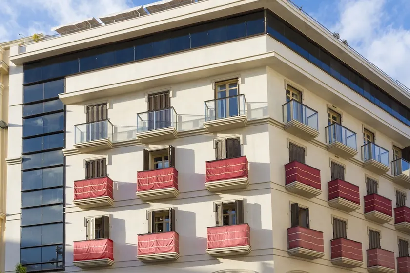 Apartamentos Goodplaces Larios - Image 1