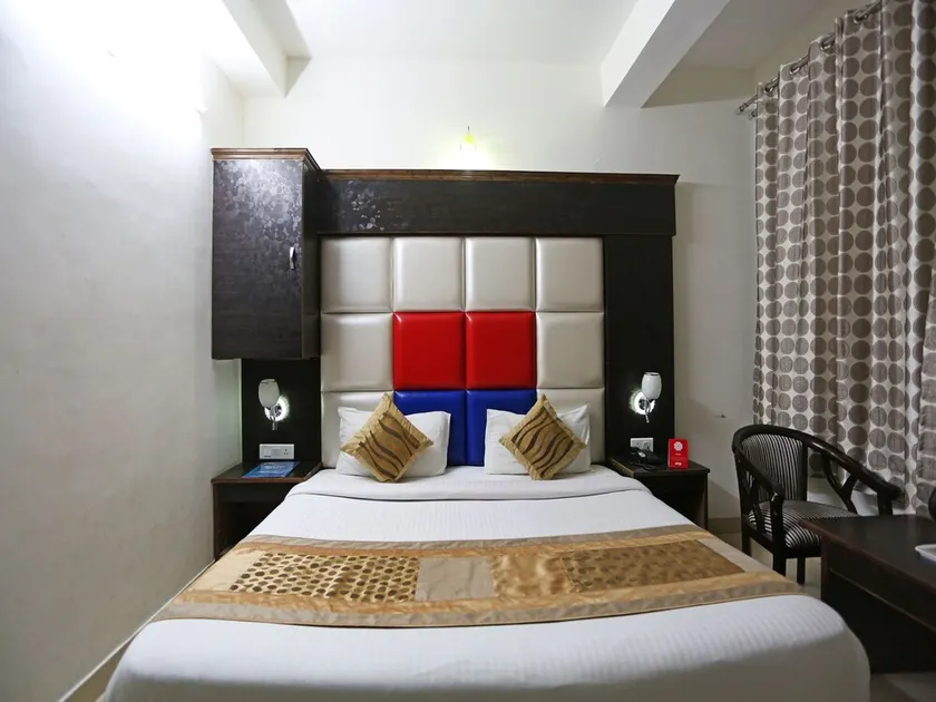 Super Mall Residency by OYO Rooms - Image 1