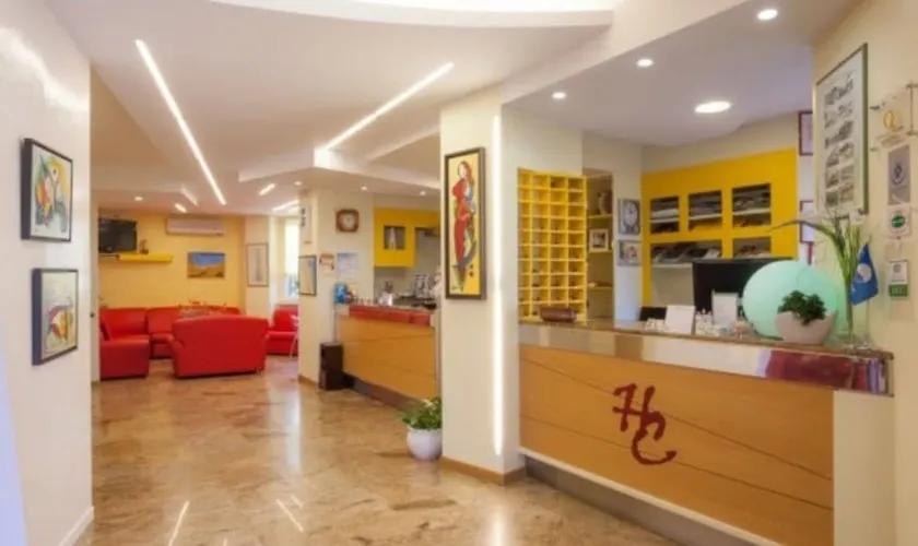 Hotel Cristina - Image 1