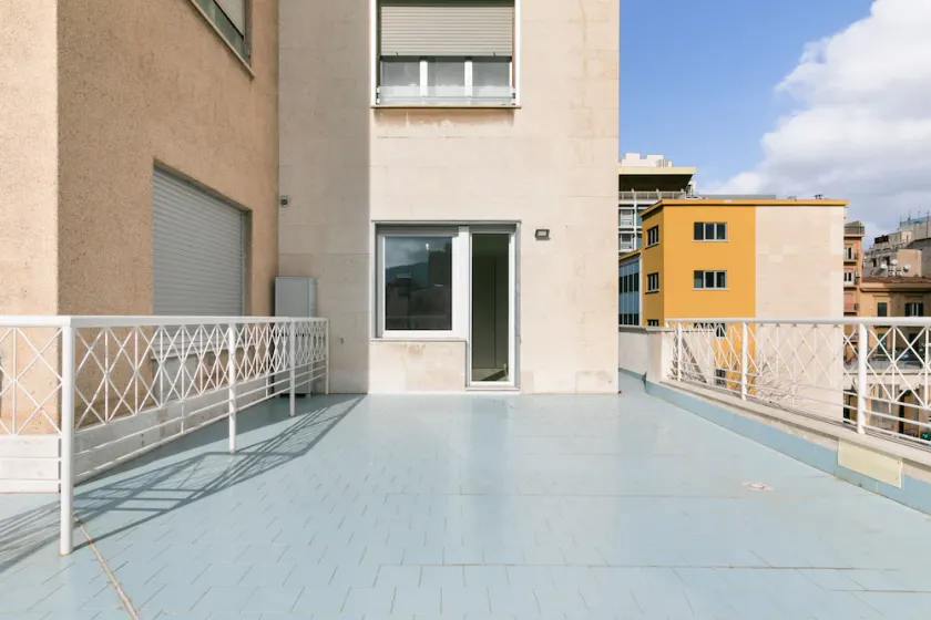 Grattacielo Ina Apartments - Image 1