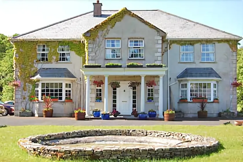 Connemara Country Cottages - Image 1