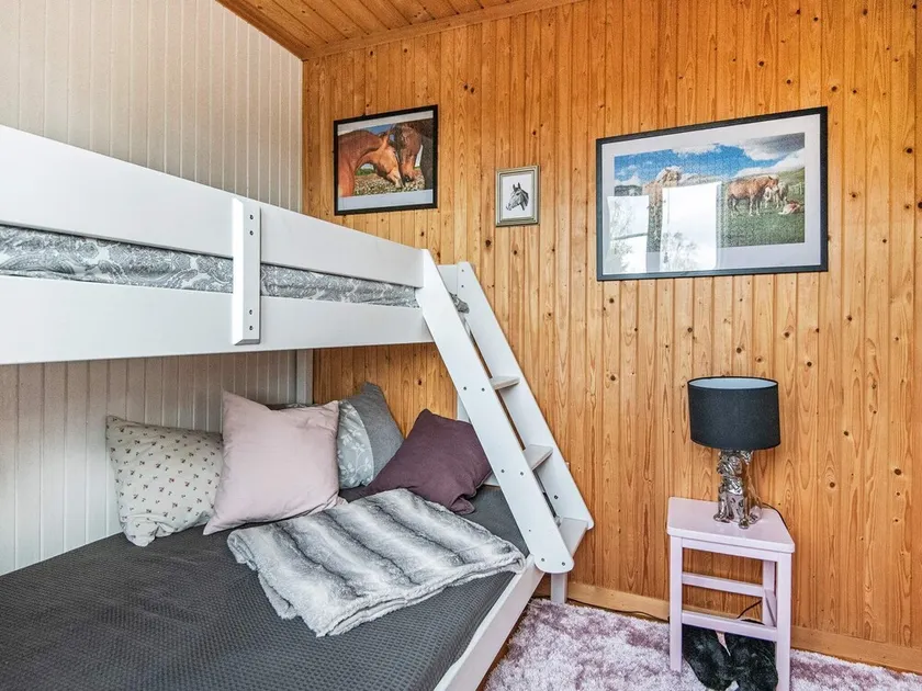 6 Person Holiday Home in ED - Image 1