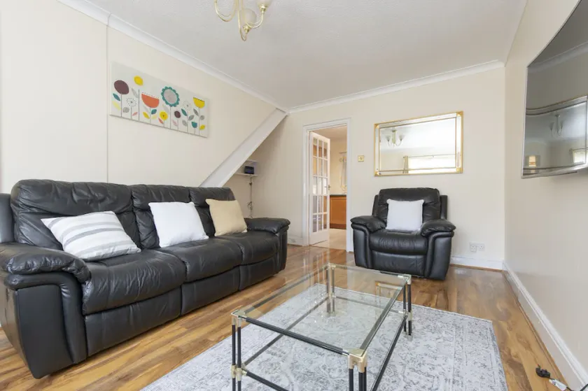 Abkat Holiday Home - Image 1