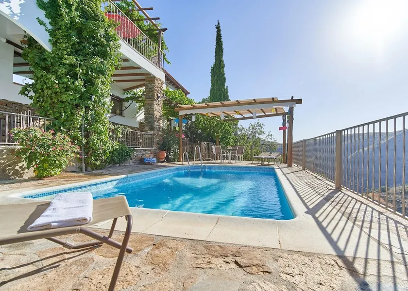 House With one Bedroom in Laroya, With Wonderful Mountain View, Shared Pool, Furnished Terrace - 55 km From the Beach - Image 1
