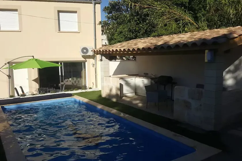 House With in Calvisson With Pool Access Enclosed Garden - Image 1