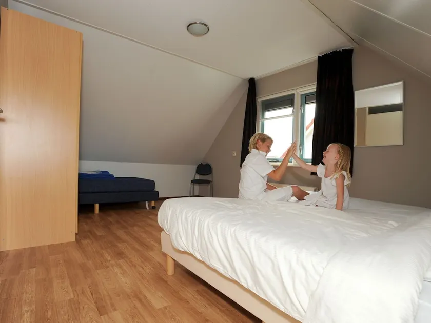 Child Friendly Villa With Enclosed Garden, 19 km. From Hoorn - Image 1