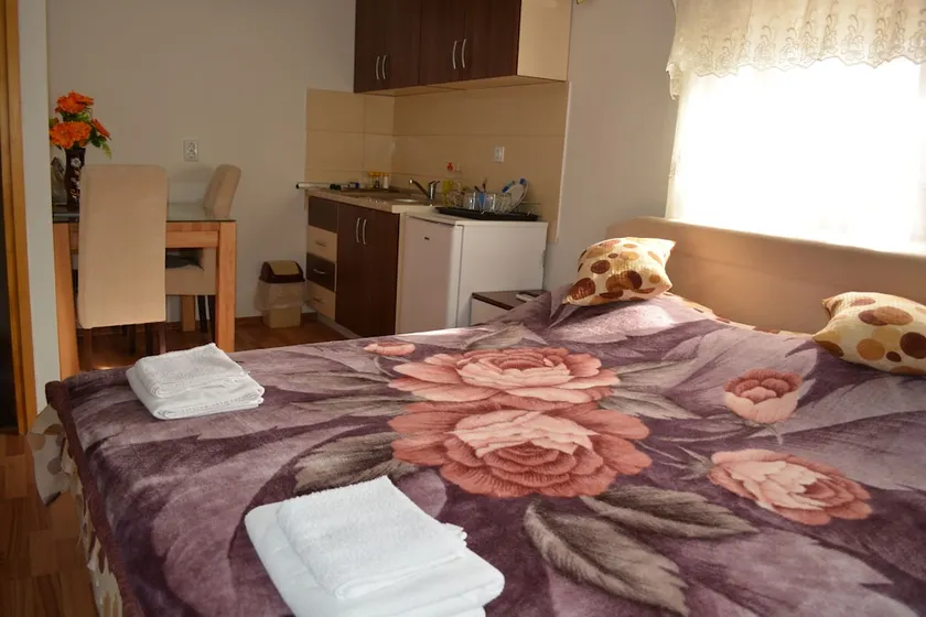 Villa Palma Guesthouse - Image 1