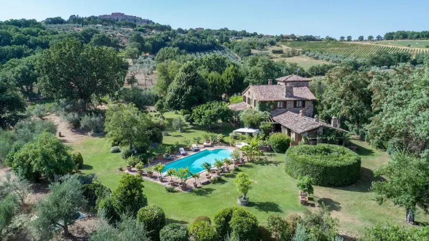 Villa Due Vigne 8 in Monte Castello di Vibio - Image 1
