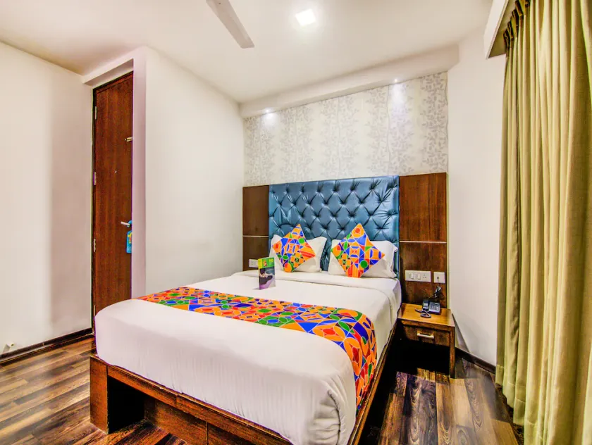 Comfy Business By FabHotel - Image 1