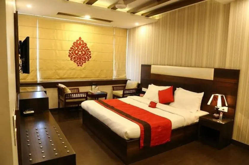 Maxfort Huda City Centre - Image 1