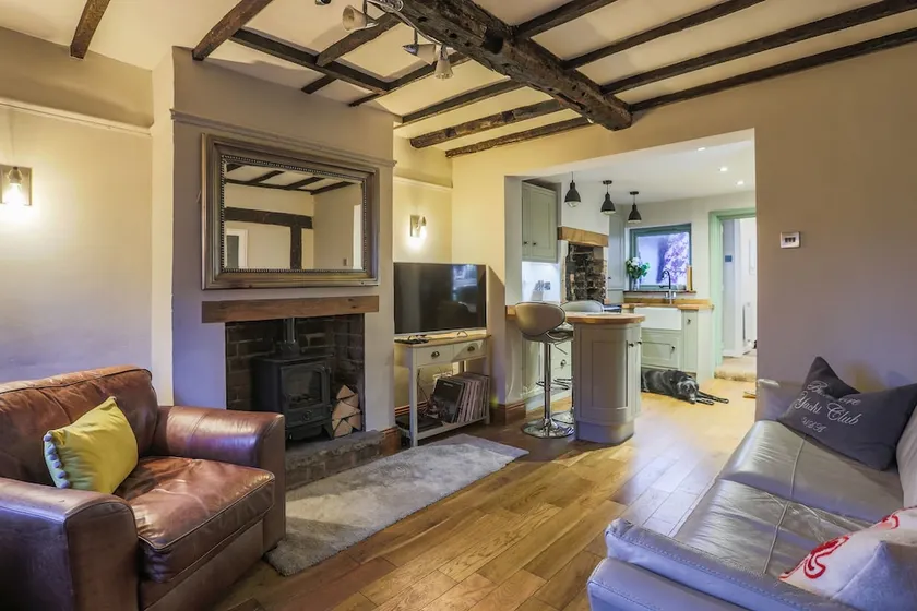 Quintessential Cottage - Image 1