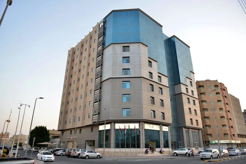 Mergab Tower Hotel Apartments - Image 1