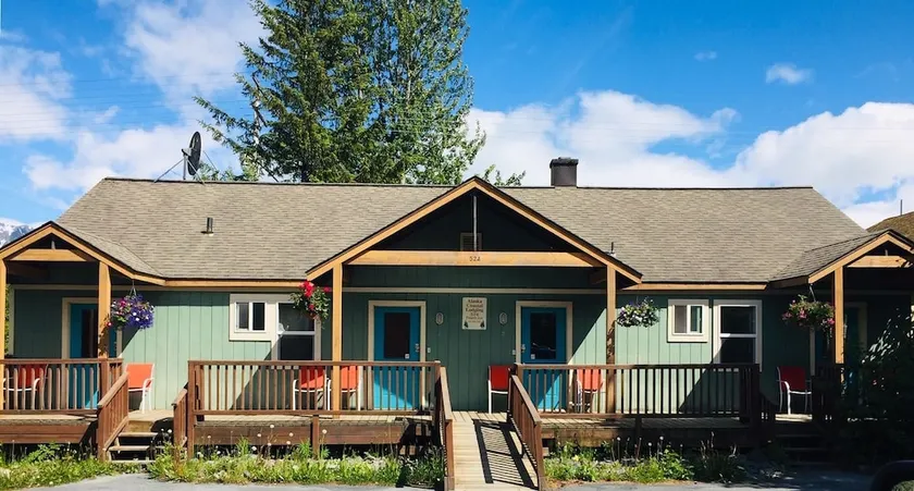 Alaska Coastal Lodging - Image 1